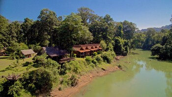 Springriver Resort,Thakhek>>Kong Lor,3 star