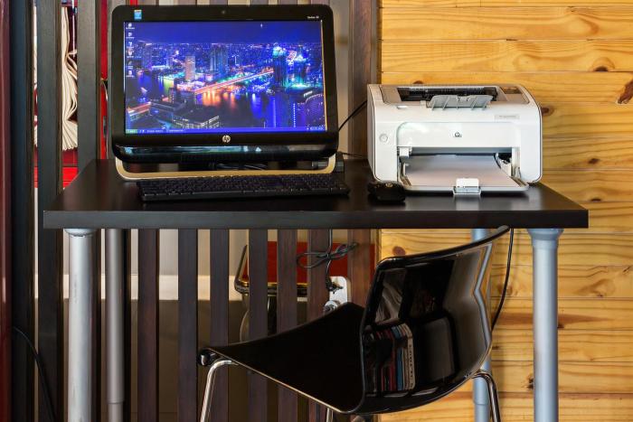 isanook hostel adults only