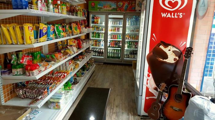 isanook hostel adults only