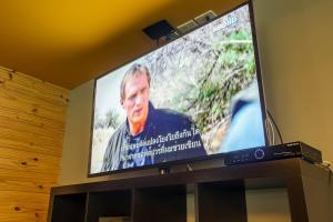 isanook hostel adults only