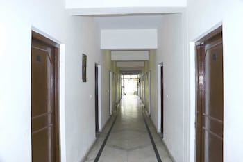 hotel ambika palace by wb inn