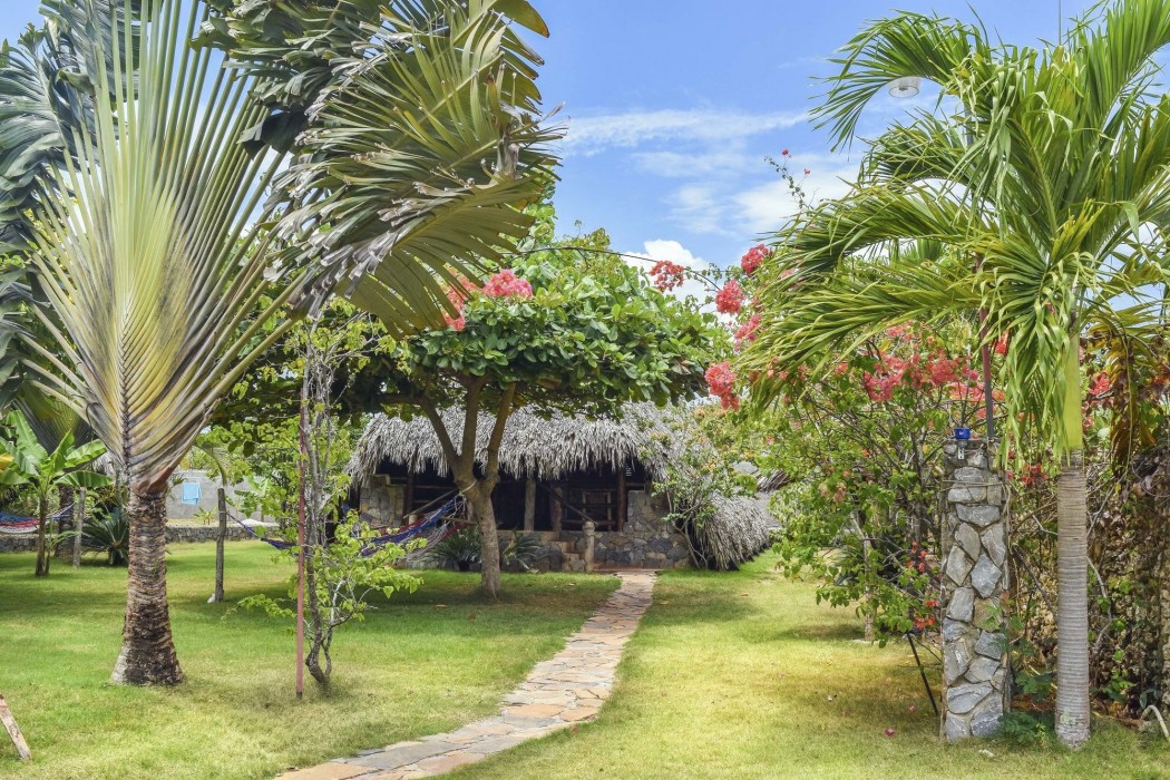 chalet tropical hotel and restaurant pizzeria