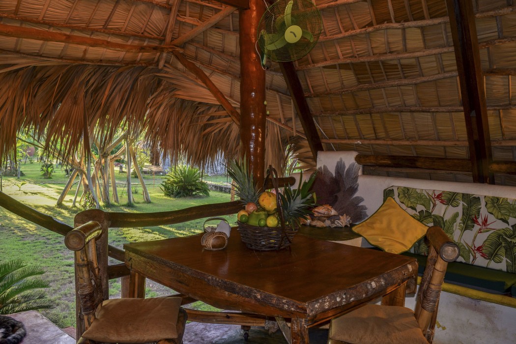 chalet tropical hotel and restaurant pizzeria