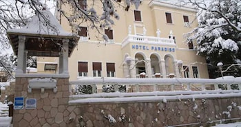 Hotel Paradiso,Scheggino>>Monteluco,3 star