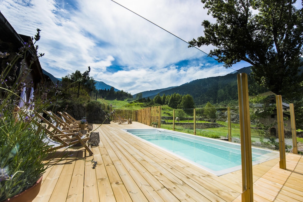 mountain hostel tarter