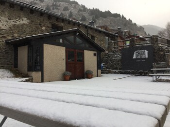 mountain hostel tarter