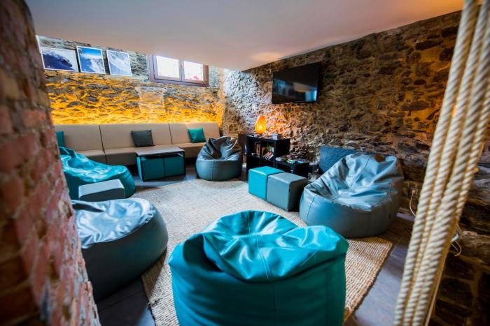 mountain hostel tarter