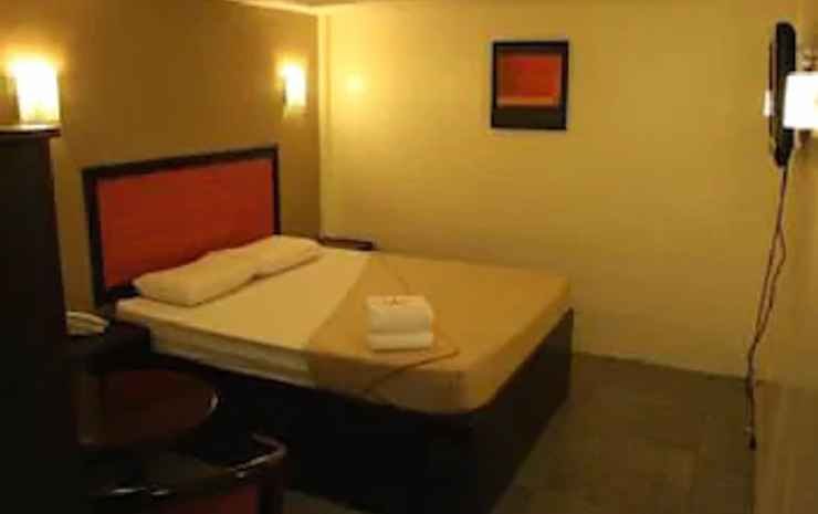 toilena room and board