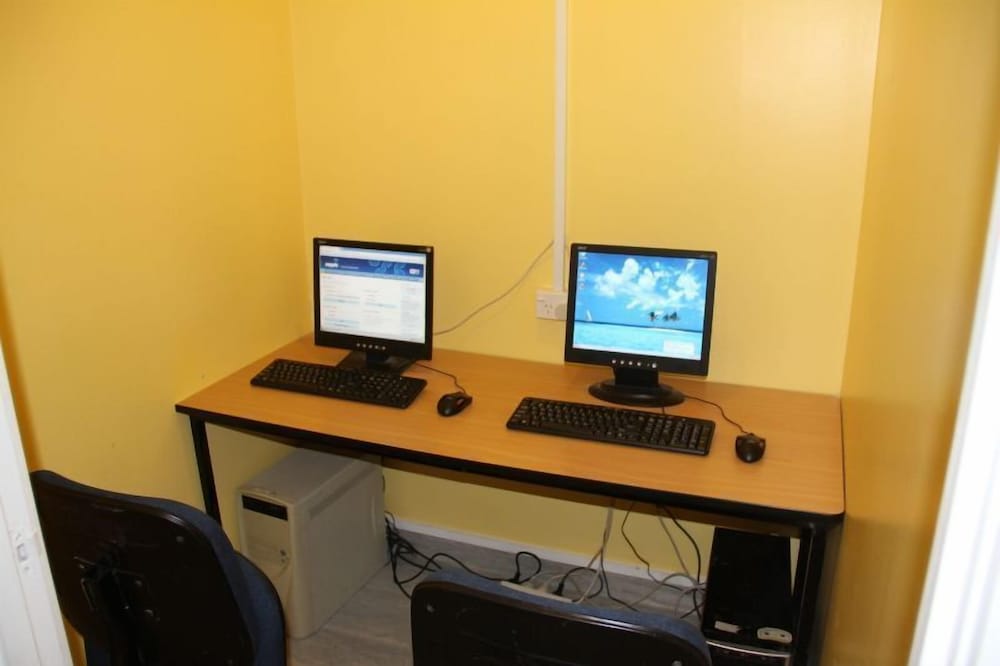 silverfern backpackers