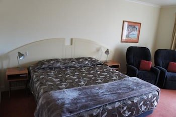 bks egmont motor lodge