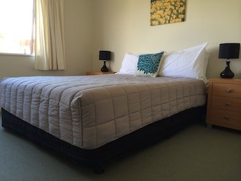 beachside resort whitianga
