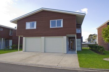 beachside resort whitianga