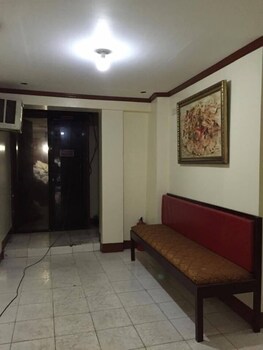 Wendy's Apartelle,Boracay>>Balabag,3 star
