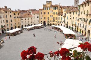 lucca