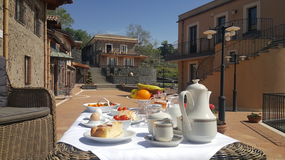 antico borgo petralia