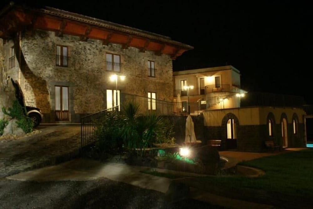 antico borgo petralia