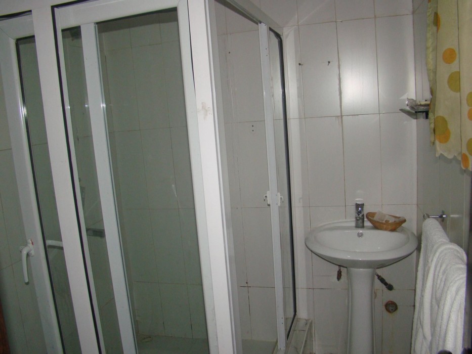 charlies place and suite