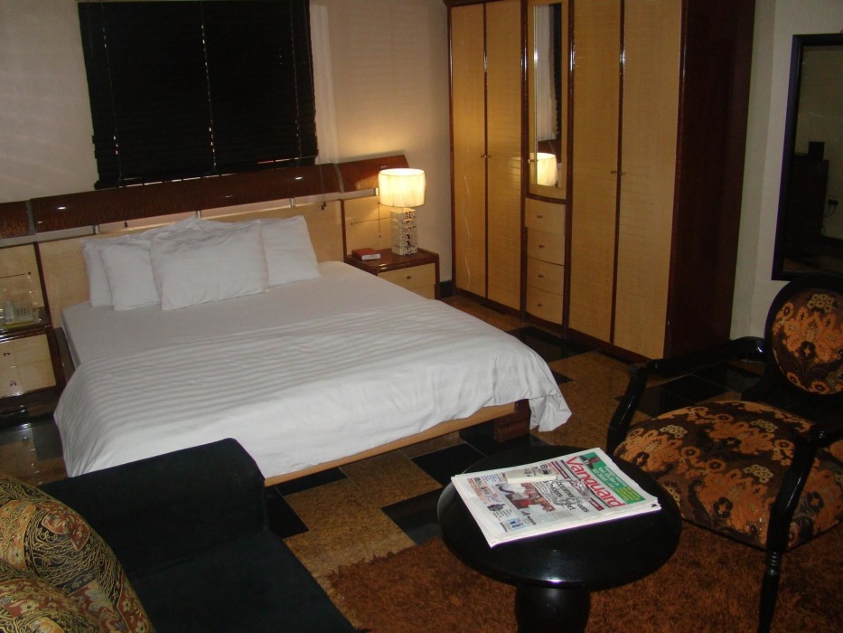 charlies place and suite