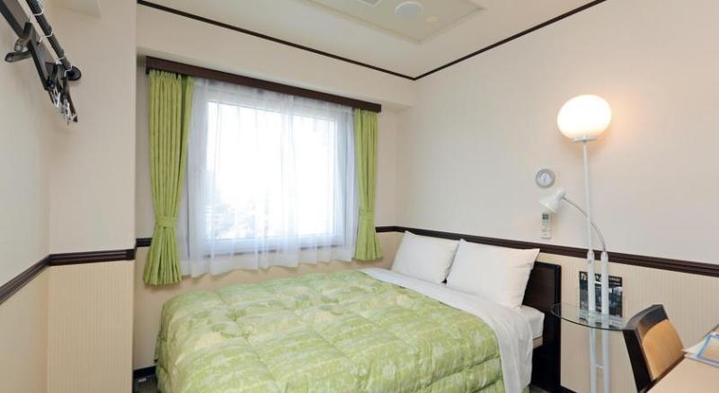 toyoko inn yokohama stadium mae no 1