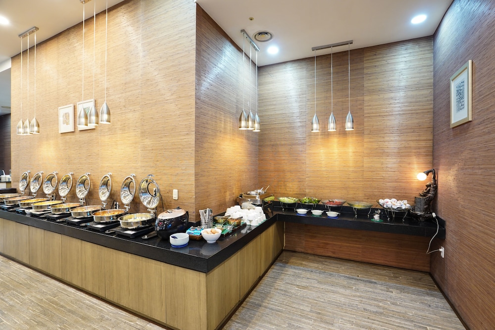 gumi century hotel