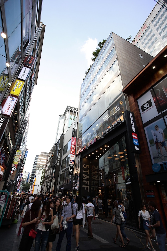 ekonomy hotel myeongdong premier