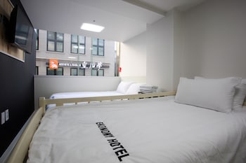 ekonomy hotel myeongdong premier