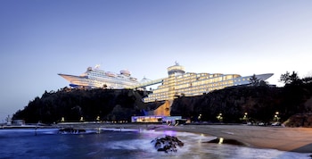 Sun Cruise Resort And Yacht,Gangneung-Si>>Gangneung,4 star