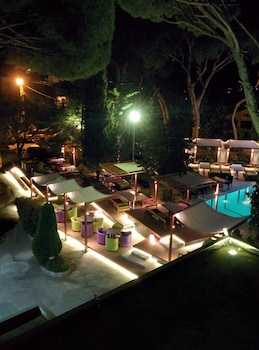 Garden Hotel,Broumana>>Beirut,4 star