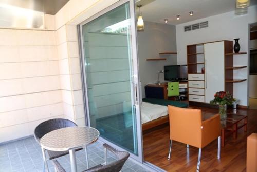 sky suites
