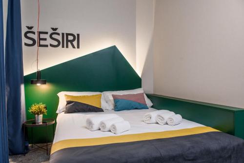 swanky mint hostel