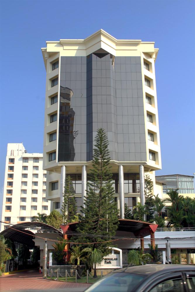 gokulam park hotel and convention centre
