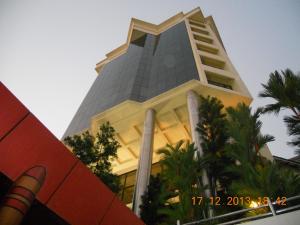 gokulam park hotel and convention centre
