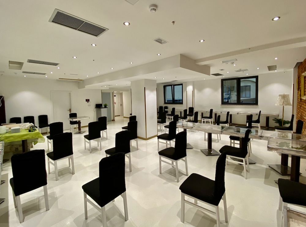chillout hostel zagreb