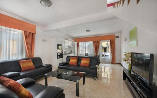 wanna studio apartments