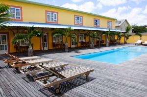 wanna studio apartments