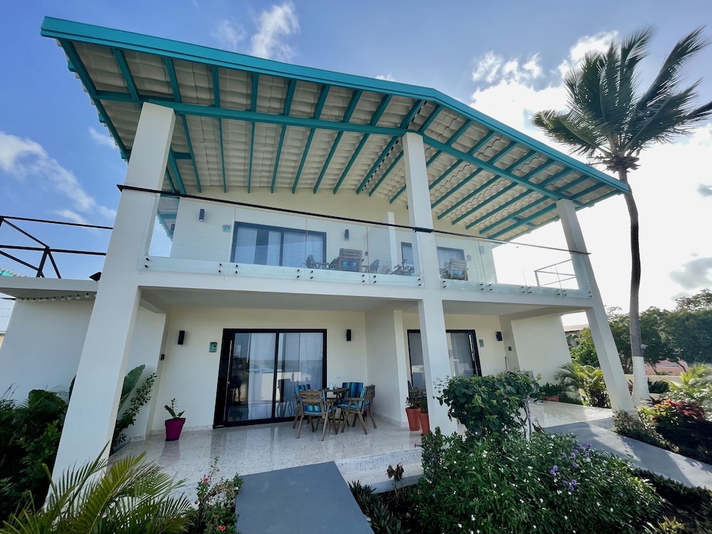 vistalmar ocean suites