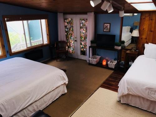 aloha junction bed and breakfast