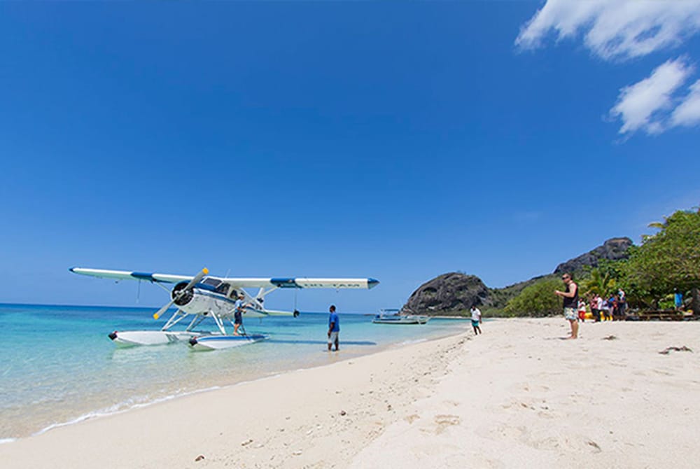 barefoot kuata island resort fiji
