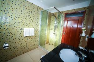 bukoto heights apartments