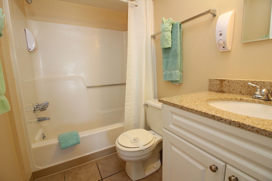 bay club resort by coolvacay