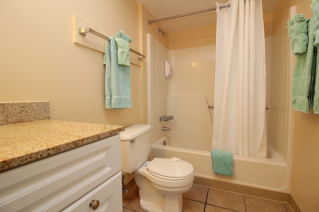 bay club resort by coolvacay