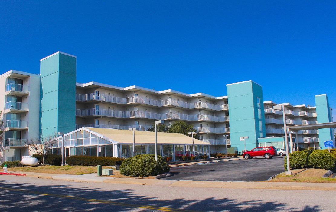 bay club resort by coolvacay