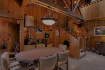 incline village