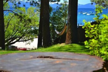 incline village