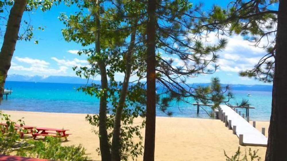 incline village