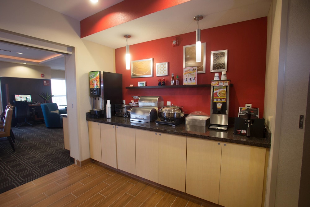 towneplace suites by marriott lincoln north