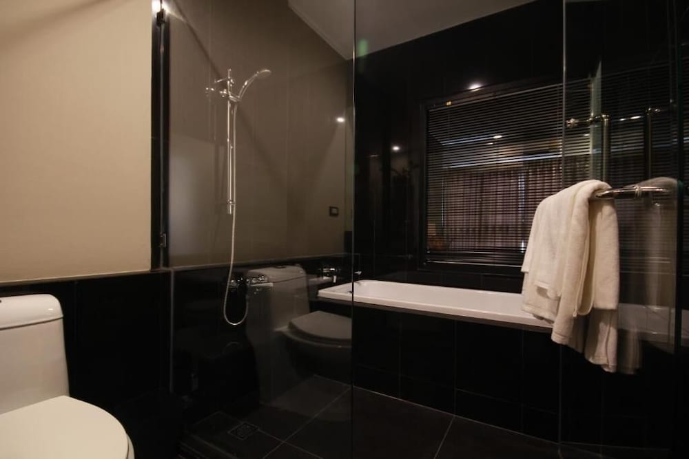 sereine sukhumvit 39