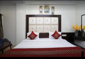 hotel hi life by rsl hospitality