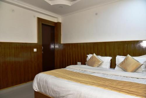Hotel Akash,Kangra>>Dharamshala,3 star