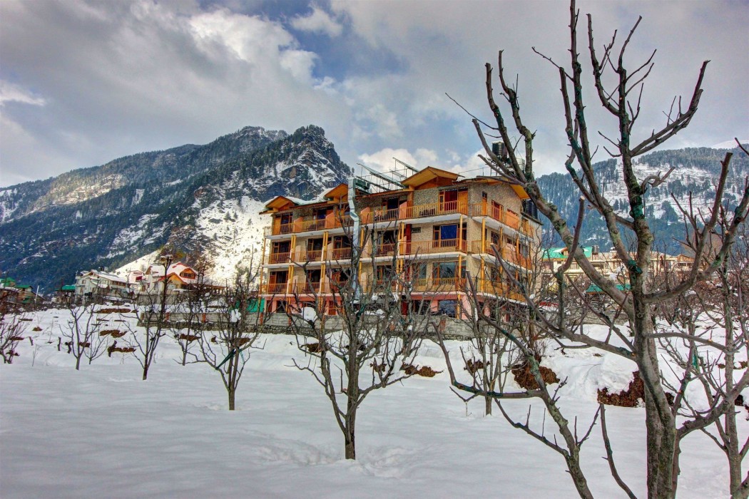hotel mountain face by snow city hotels